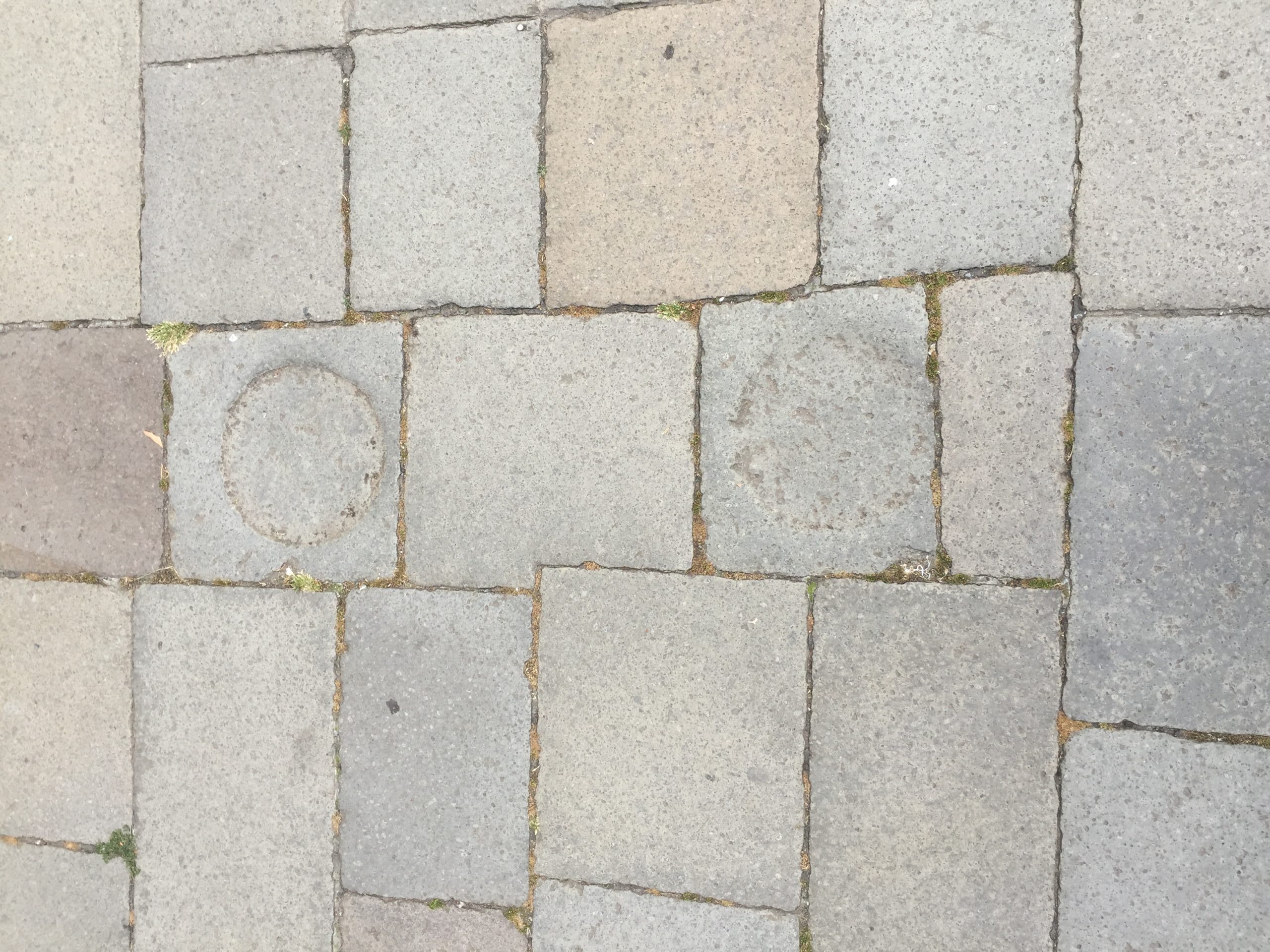 Cauldron traces in Campo Santo Stefano